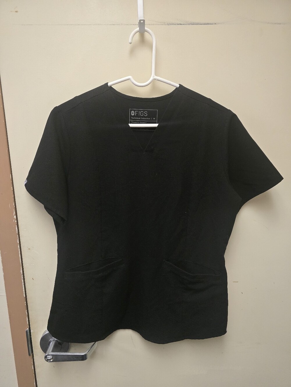 Figs Black V-Neck Short Sleeve Scrub Top